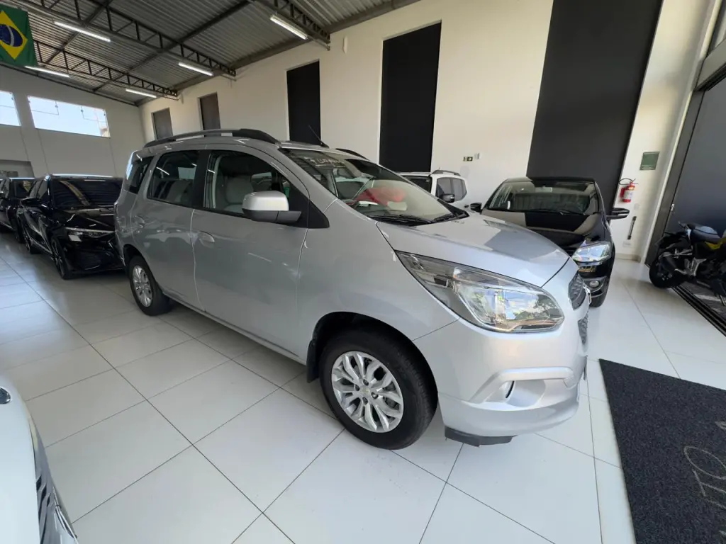 CHEVROLET Spin - Foto