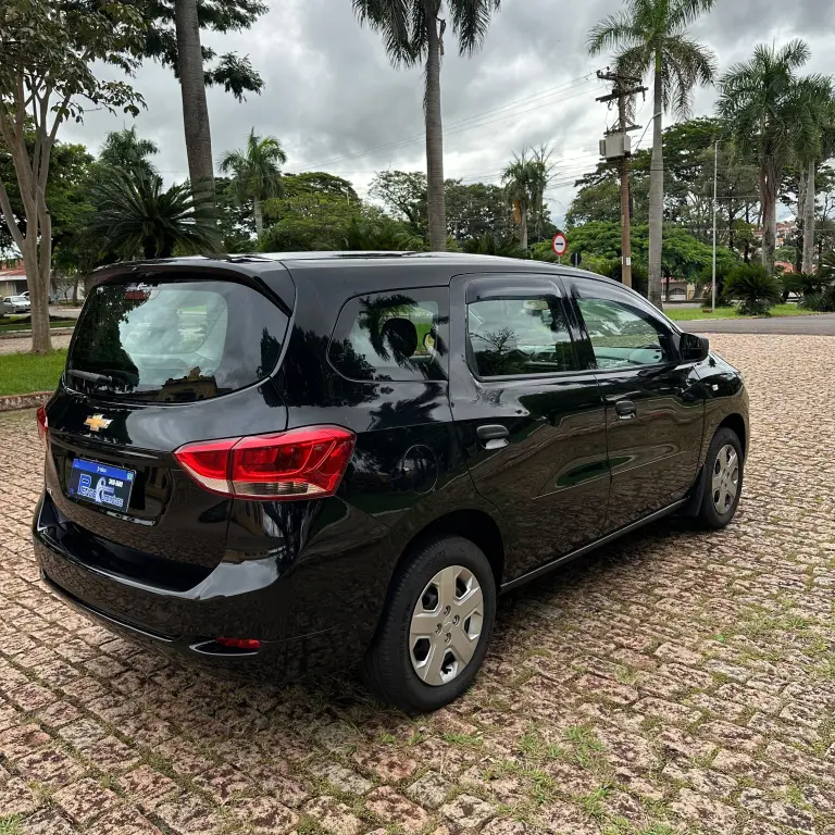 CHEVROLET Spin - Foto