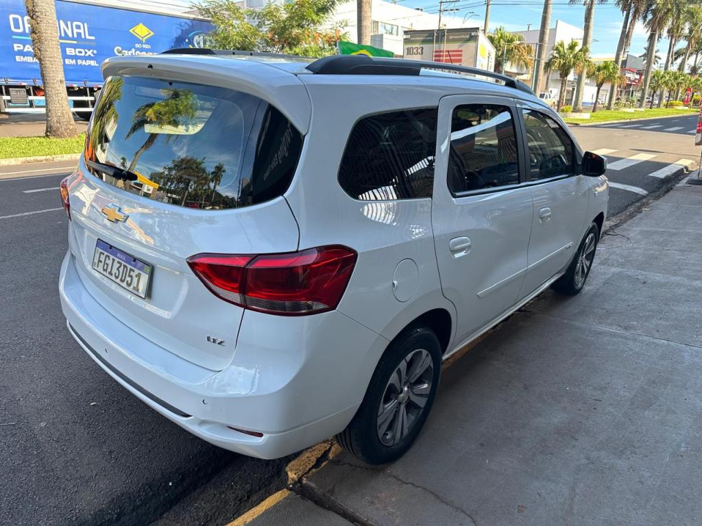 CHEVROLET Spin - Foto
