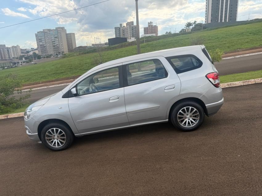 CHEVROLET Spin - Foto
