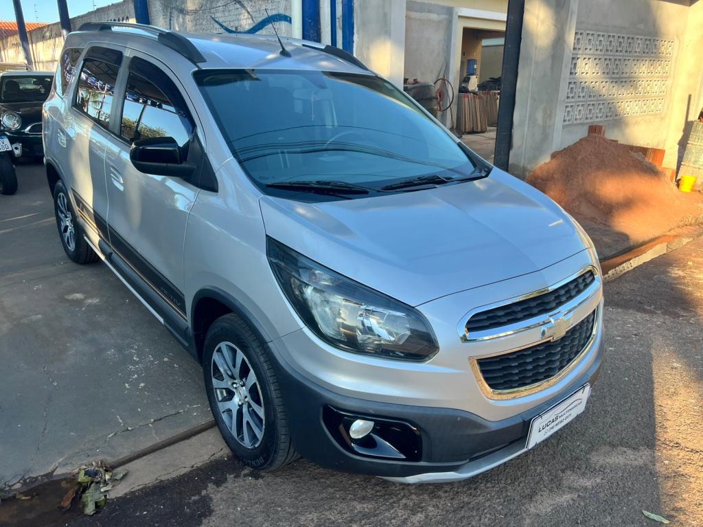 CHEVROLET Spin