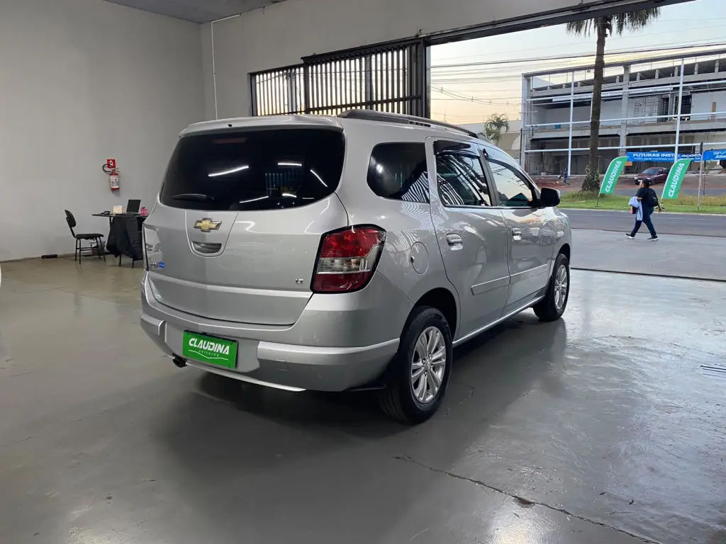 CHEVROLET Spin - Foto