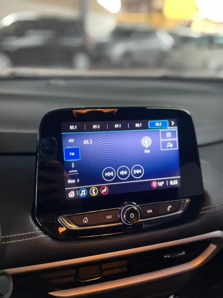 CHEVROLET Tracker - Foto