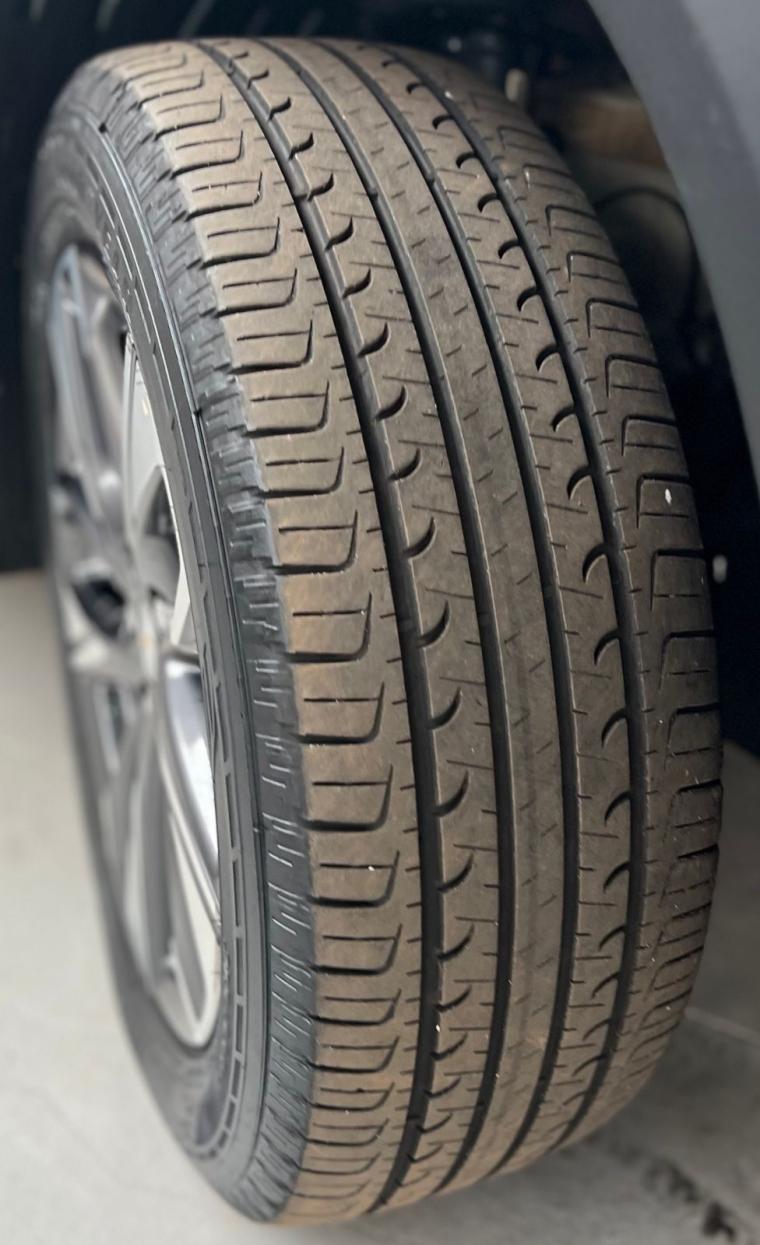 CHEVROLET Tracker - Foto