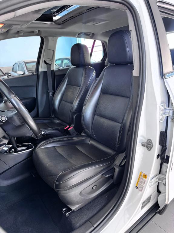 CHEVROLET Tracker - Foto