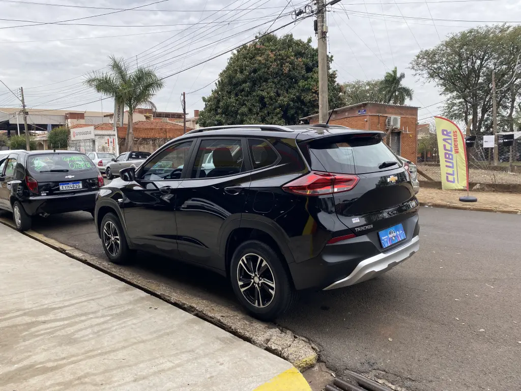 CHEVROLET Tracker - Foto