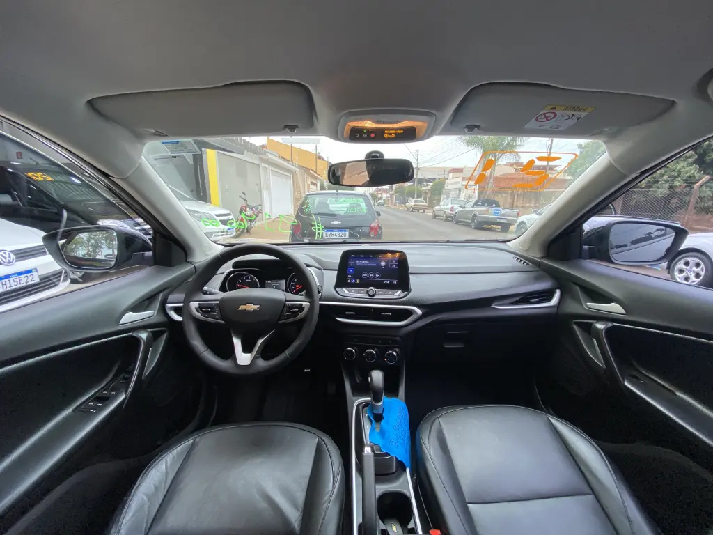 CHEVROLET Tracker - Foto