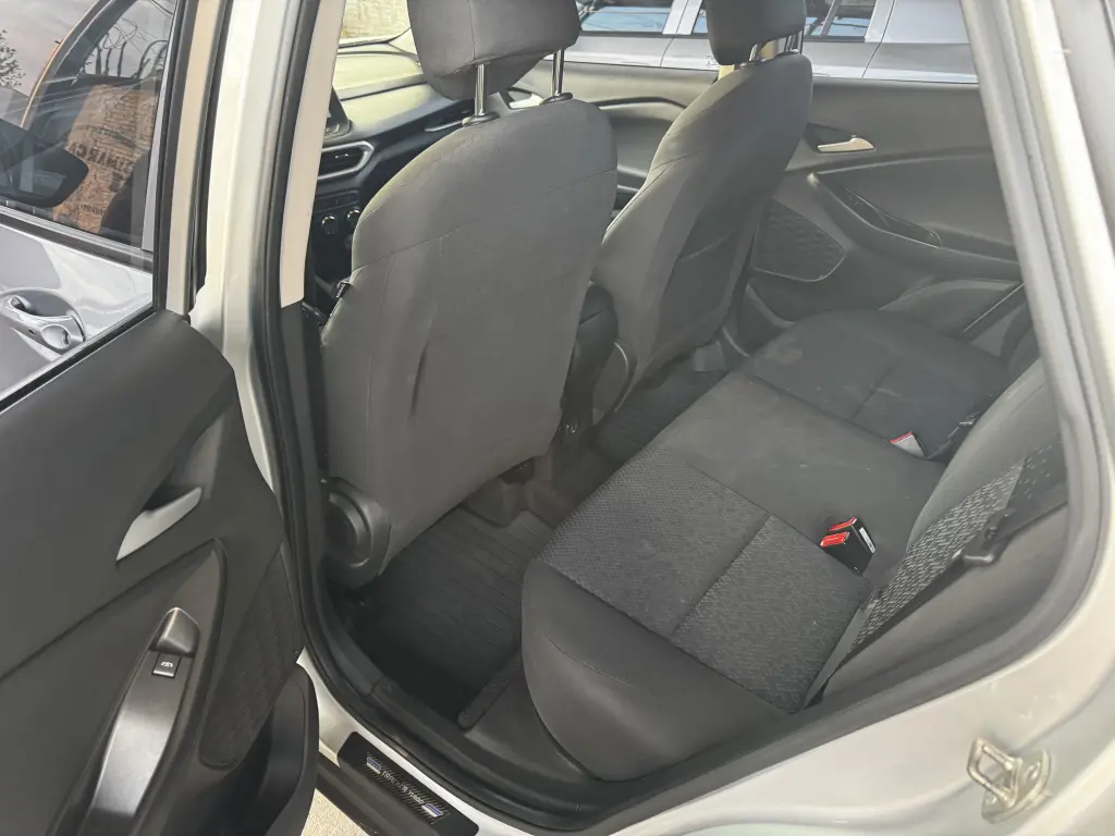 CHEVROLET Tracker - Foto