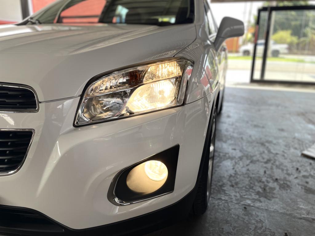 CHEVROLET Tracker - Foto