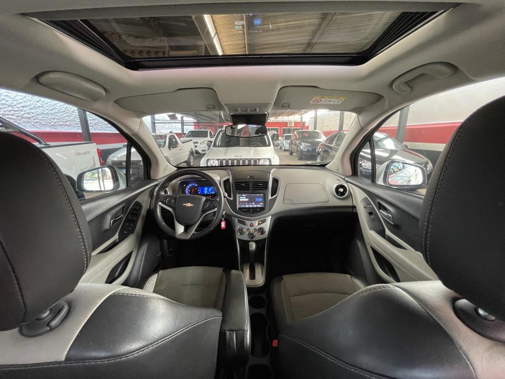 CHEVROLET Tracker - Foto