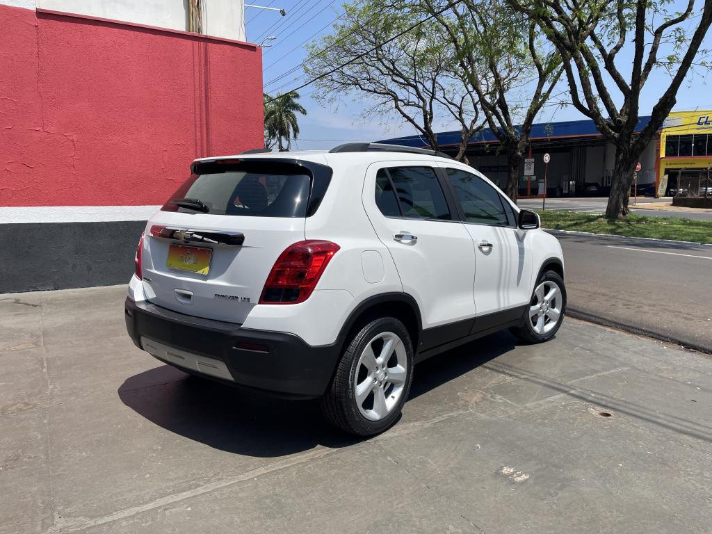 CHEVROLET Tracker - Foto