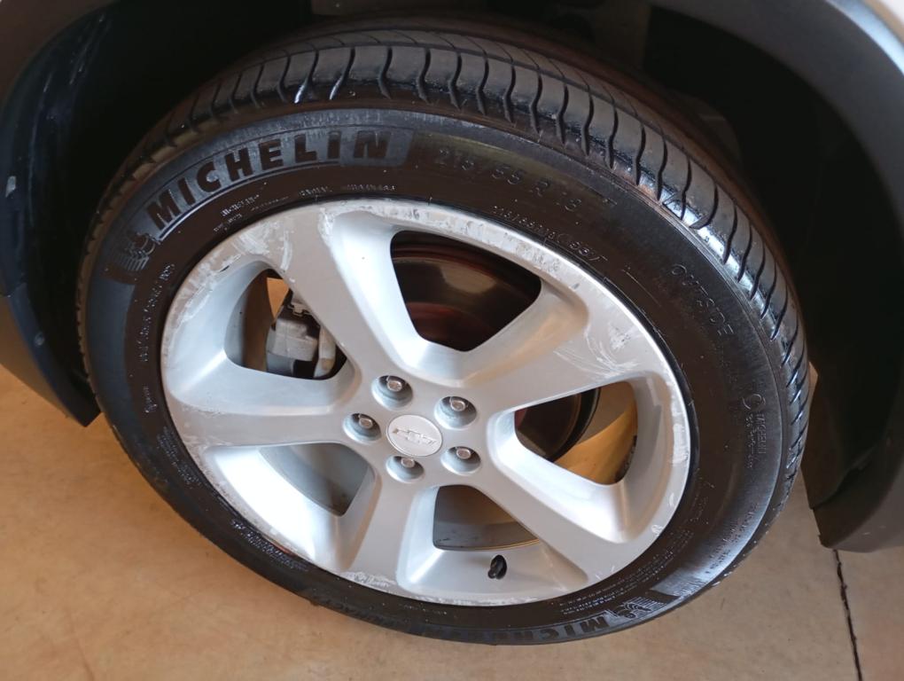 CHEVROLET Tracker - Miniatura