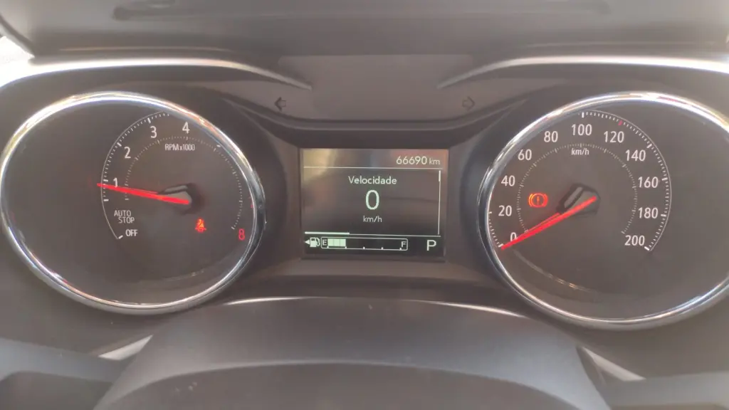 CHEVROLET Tracker - Foto