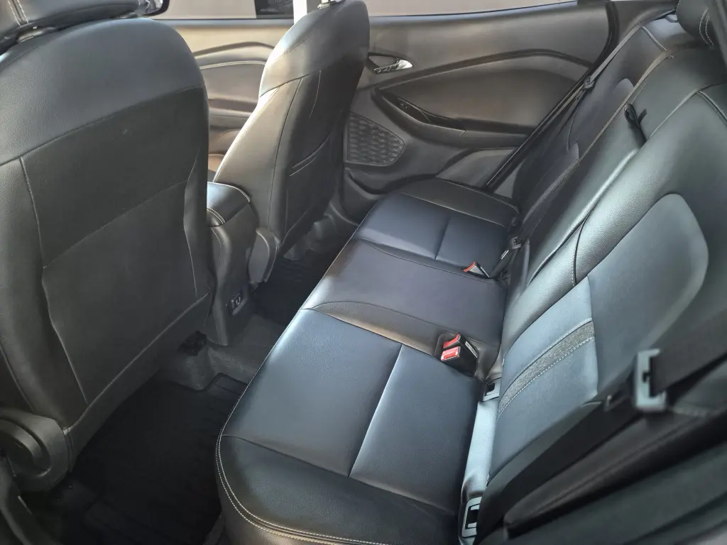 CHEVROLET Tracker - Foto