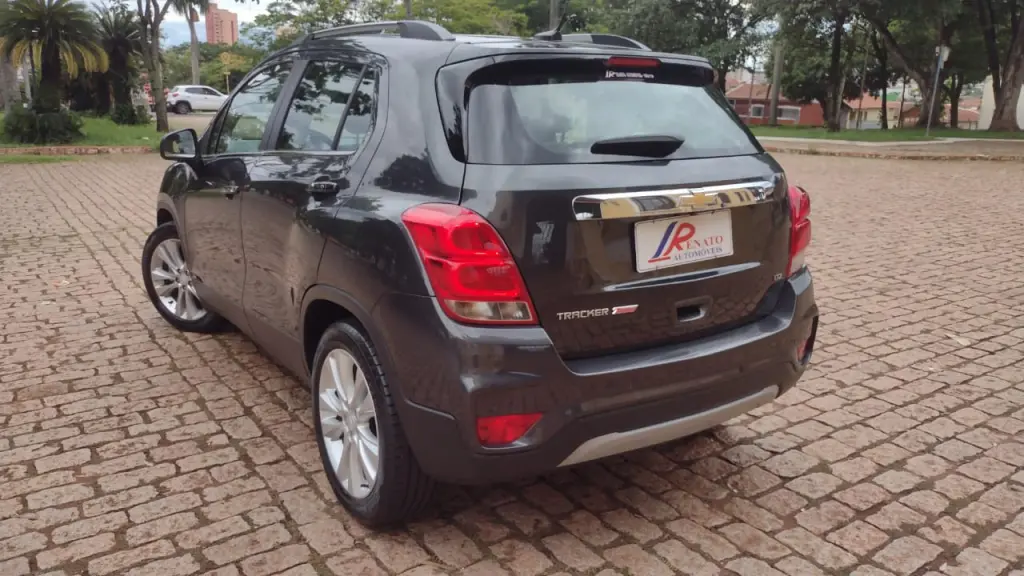 CHEVROLET Tracker - Foto