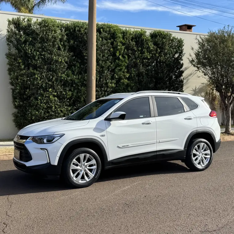 CHEVROLET Tracker - Foto