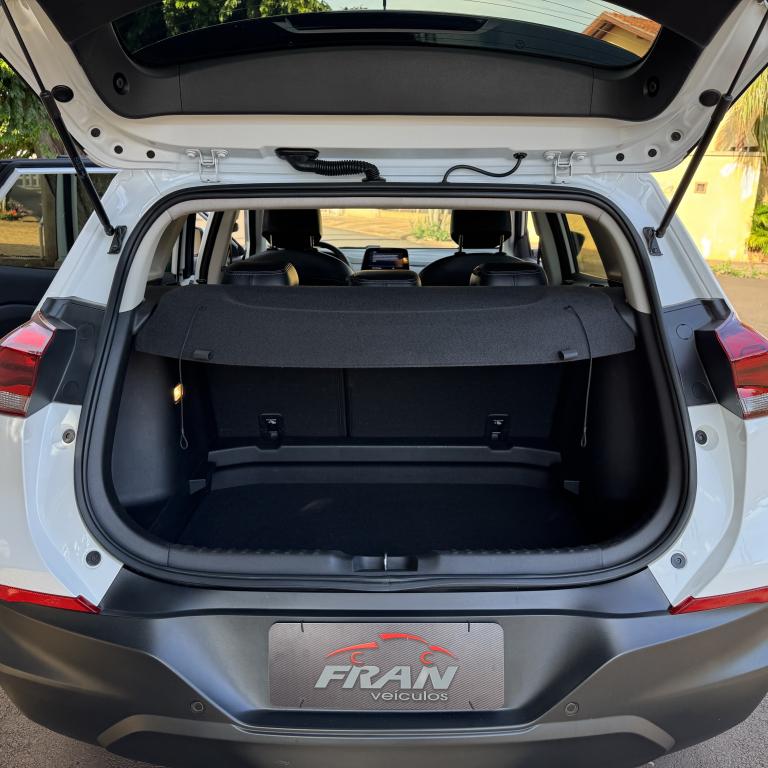 CHEVROLET Tracker - Foto