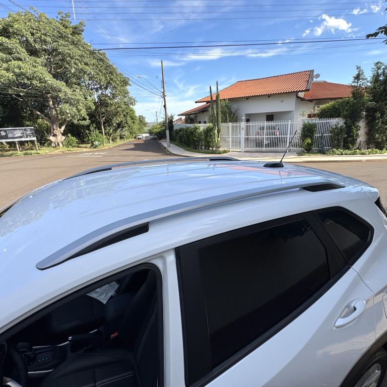 CHEVROLET Tracker - Foto