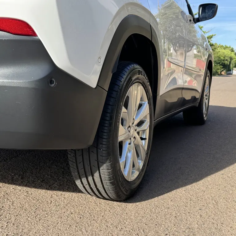 CHEVROLET Tracker - Foto