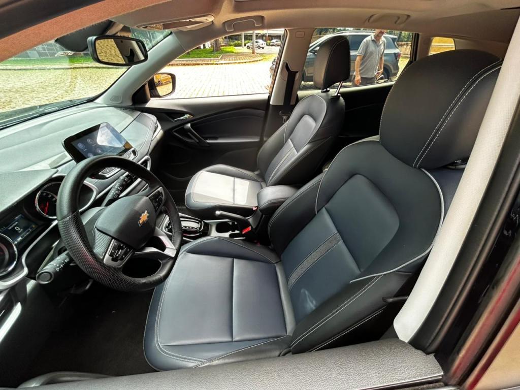 CHEVROLET Tracker - Foto