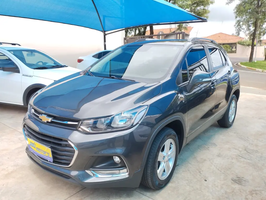 CHEVROLET Tracker