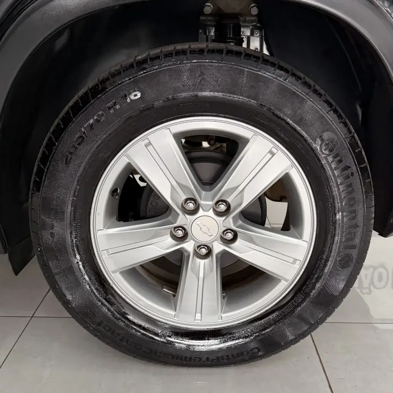 CHEVROLET Tracker - Foto