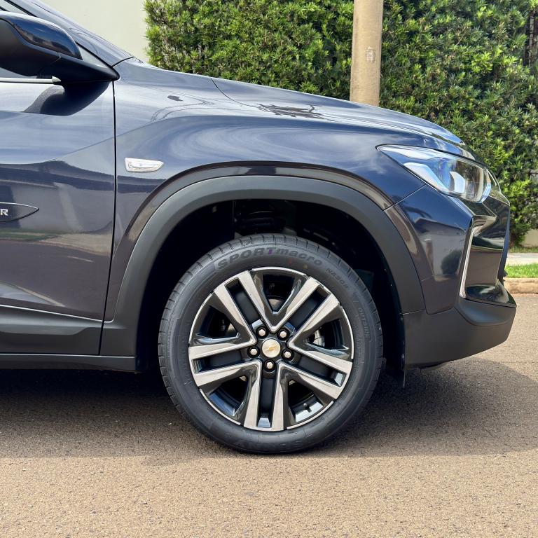 CHEVROLET Tracker - Foto