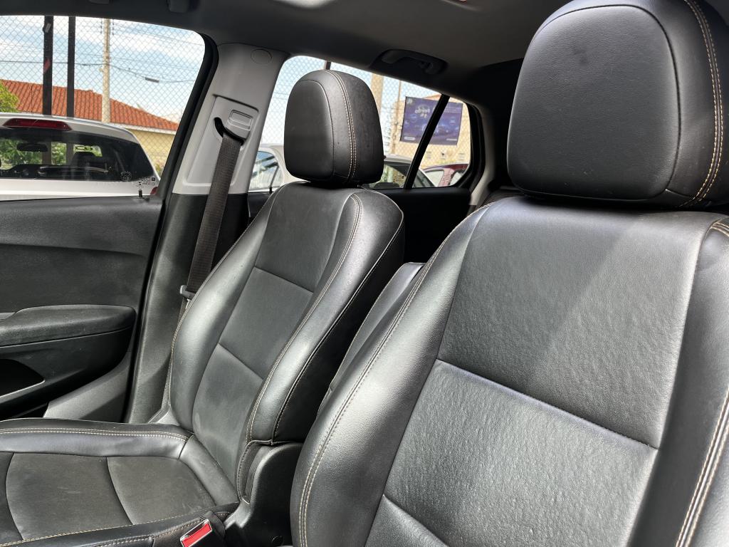 CHEVROLET Tracker - Foto