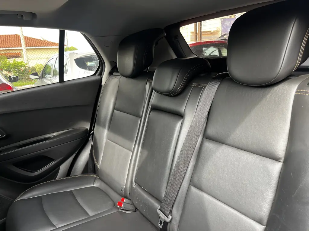 CHEVROLET Tracker - Foto