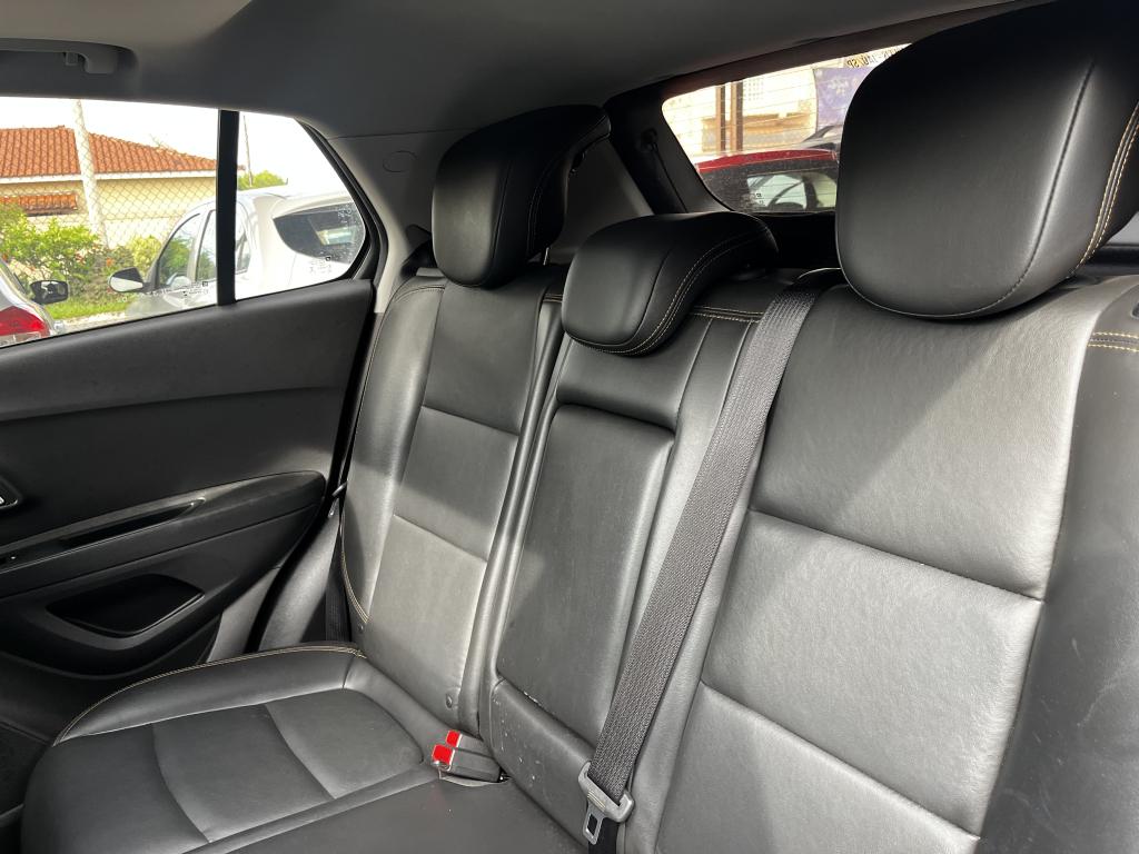 CHEVROLET Tracker - Foto