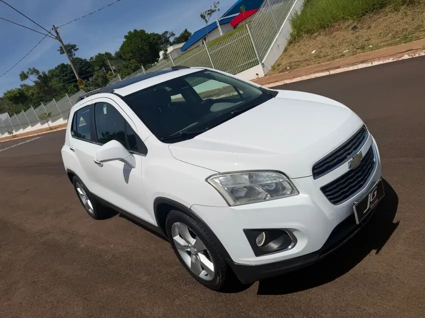 CHEVROLET Tracker - Foto