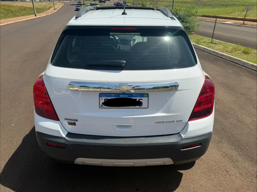CHEVROLET Tracker - Foto