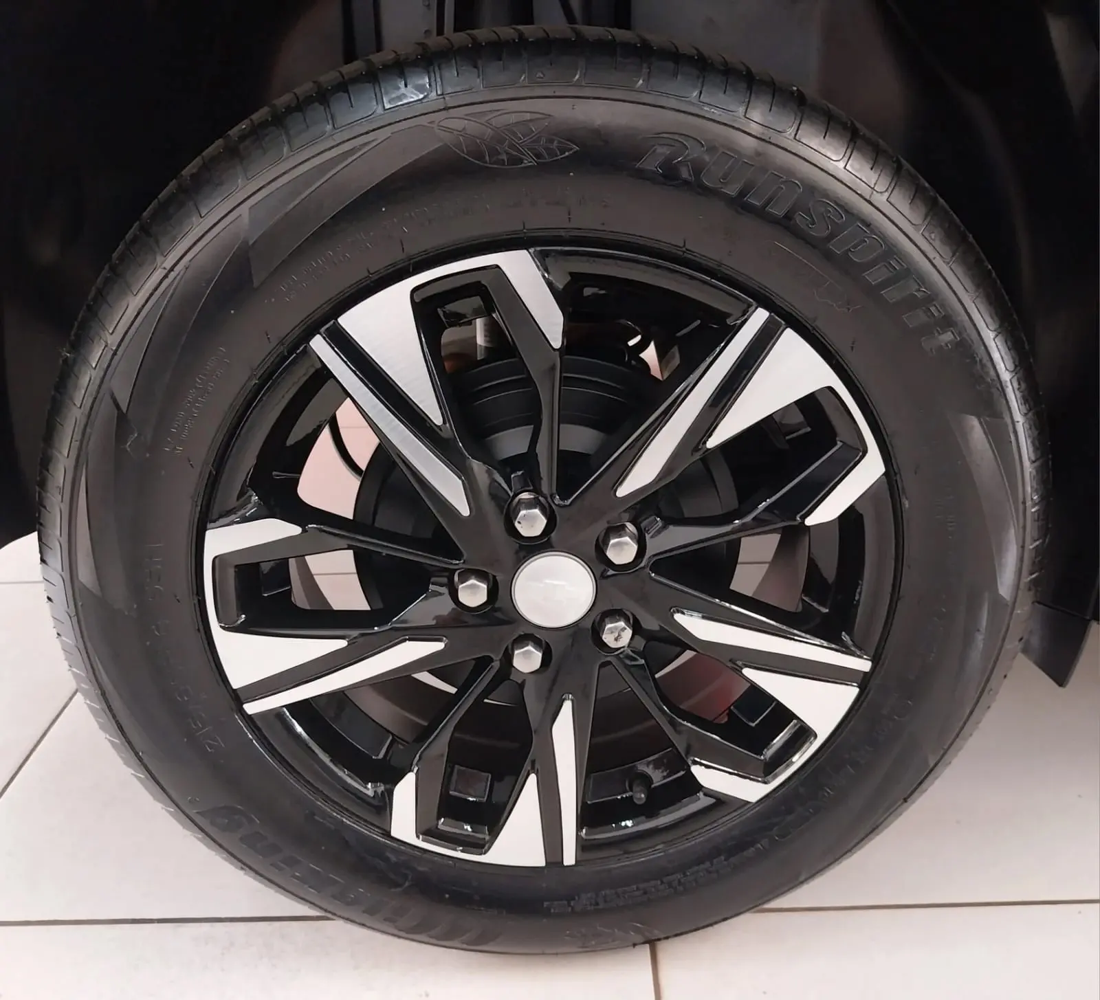 CHEVROLET Tracker - Foto