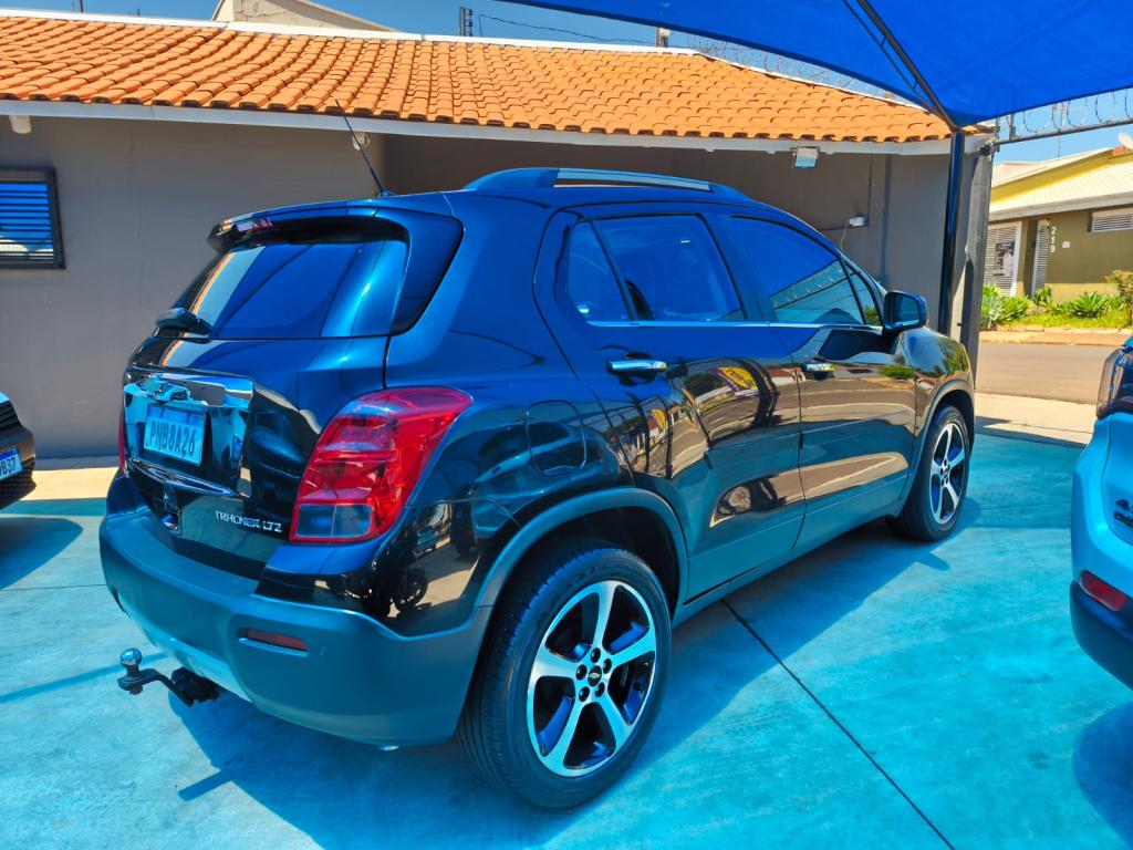 CHEVROLET Tracker - Foto