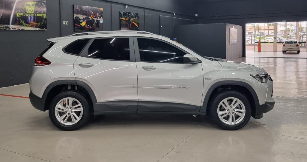 CHEVROLET Tracker - Foto