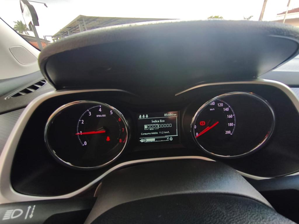 CHEVROLET Tracker - Foto