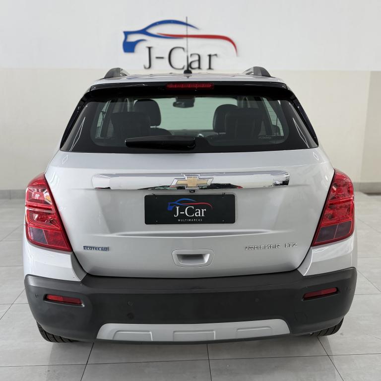 CHEVROLET Tracker - Foto