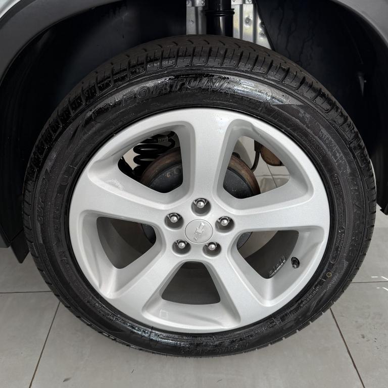 CHEVROLET Tracker - Foto