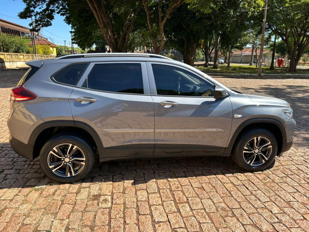 CHEVROLET Tracker - Foto