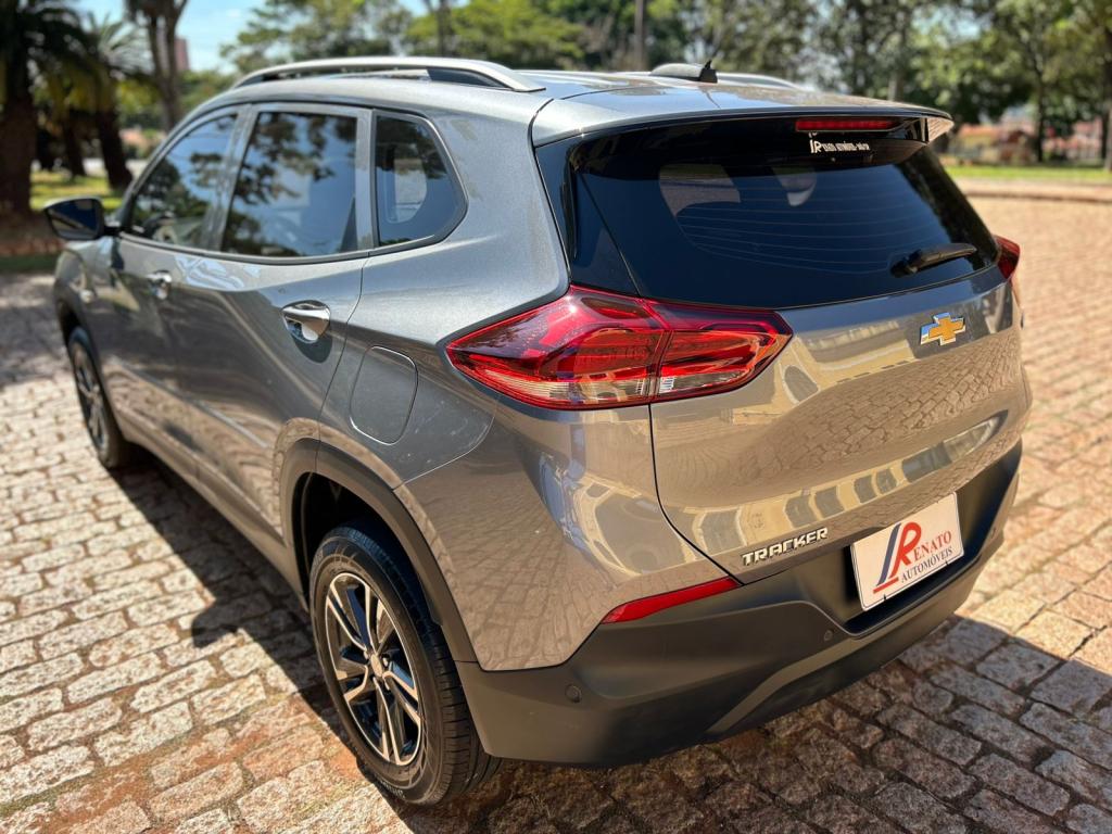 CHEVROLET Tracker - Foto