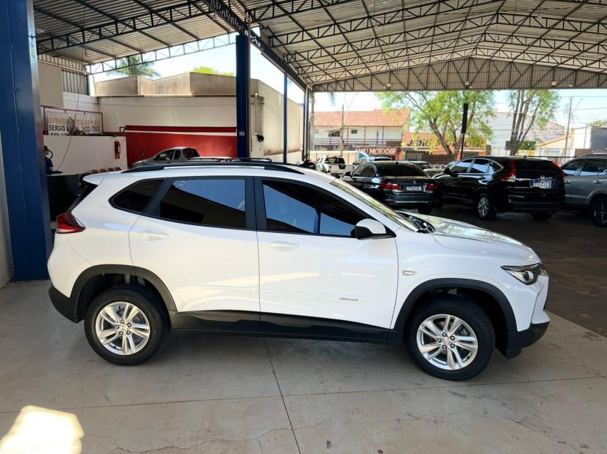 CHEVROLET Tracker - Foto