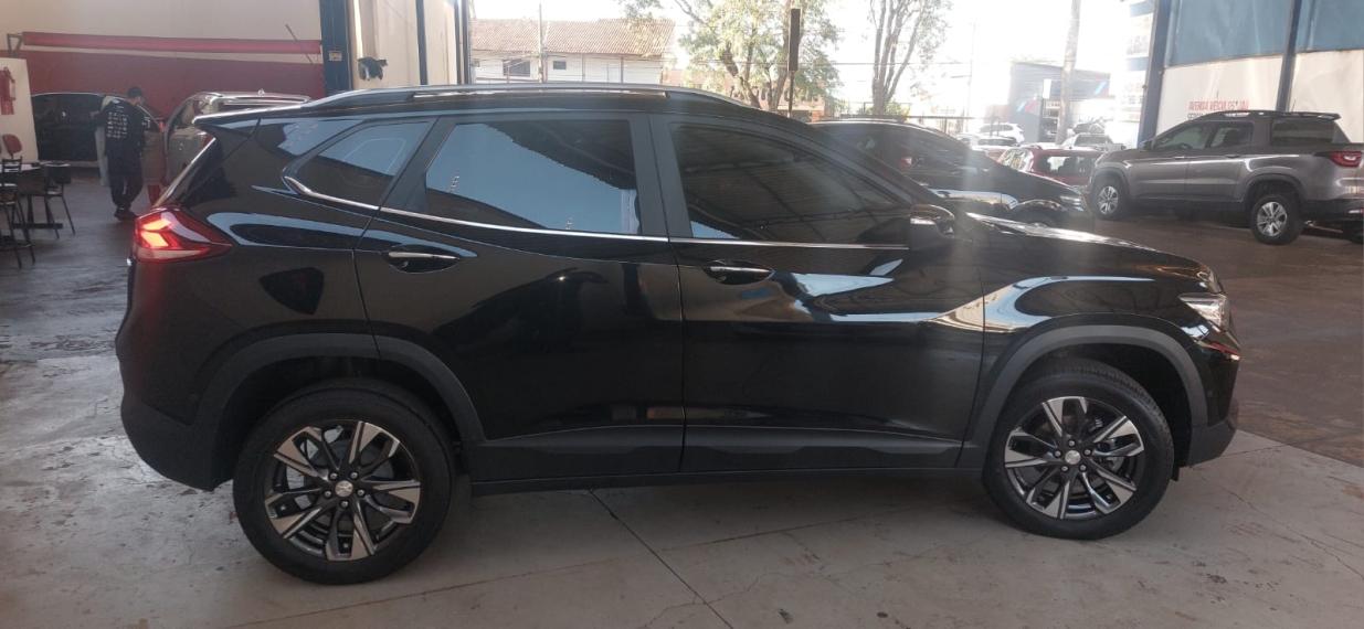 CHEVROLET Tracker - Foto