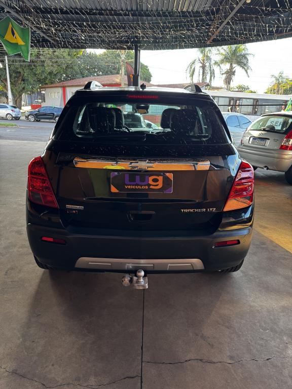CHEVROLET Tracker - Foto
