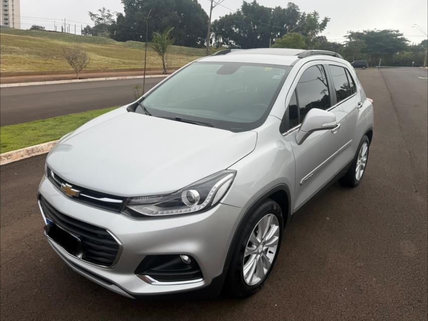 CHEVROLET Tracker