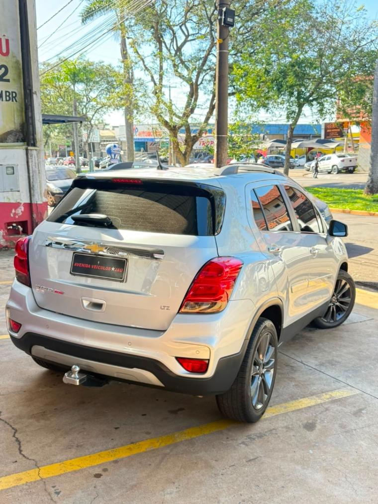 CHEVROLET Tracker - Foto