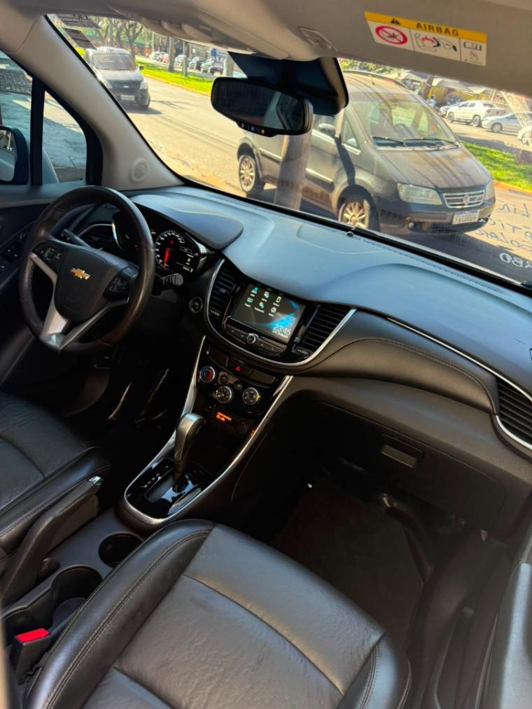 CHEVROLET Tracker - Foto
