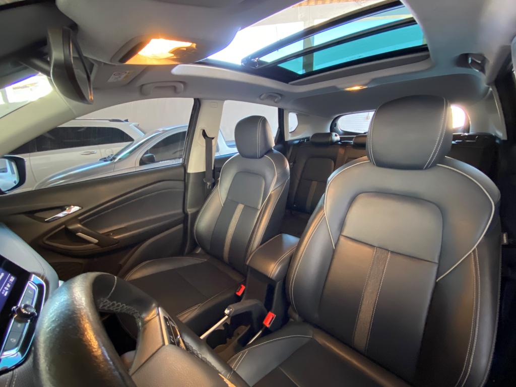 CHEVROLET Tracker - Foto