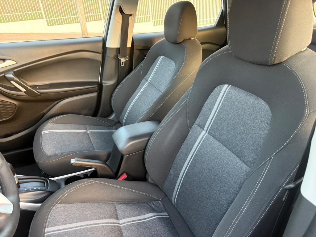 CHEVROLET Tracker - Foto