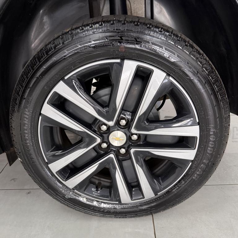 CHEVROLET Tracker - Foto