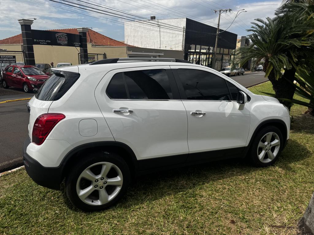 CHEVROLET Tracker - Foto
